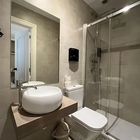 7 Kale לינה וארוחת בוקר 2*