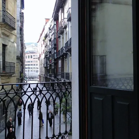 7 Kale לינה וארוחת בוקר בילבאו