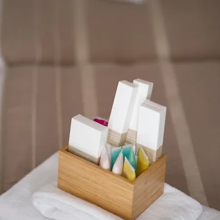 7 Kale לינה וארוחת בוקר 2*